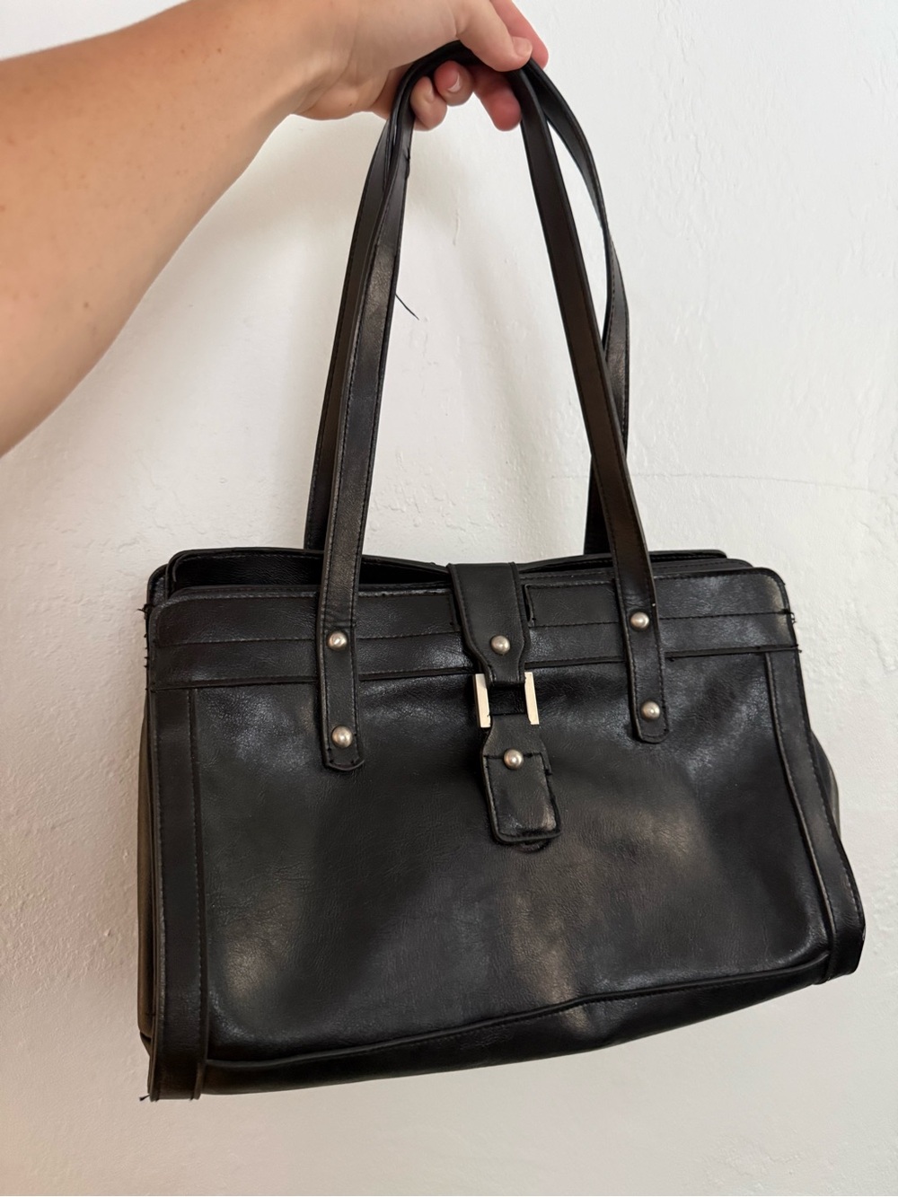 Bueno- Classic Black Leather purse Handbag - Women's Shoulder Bag